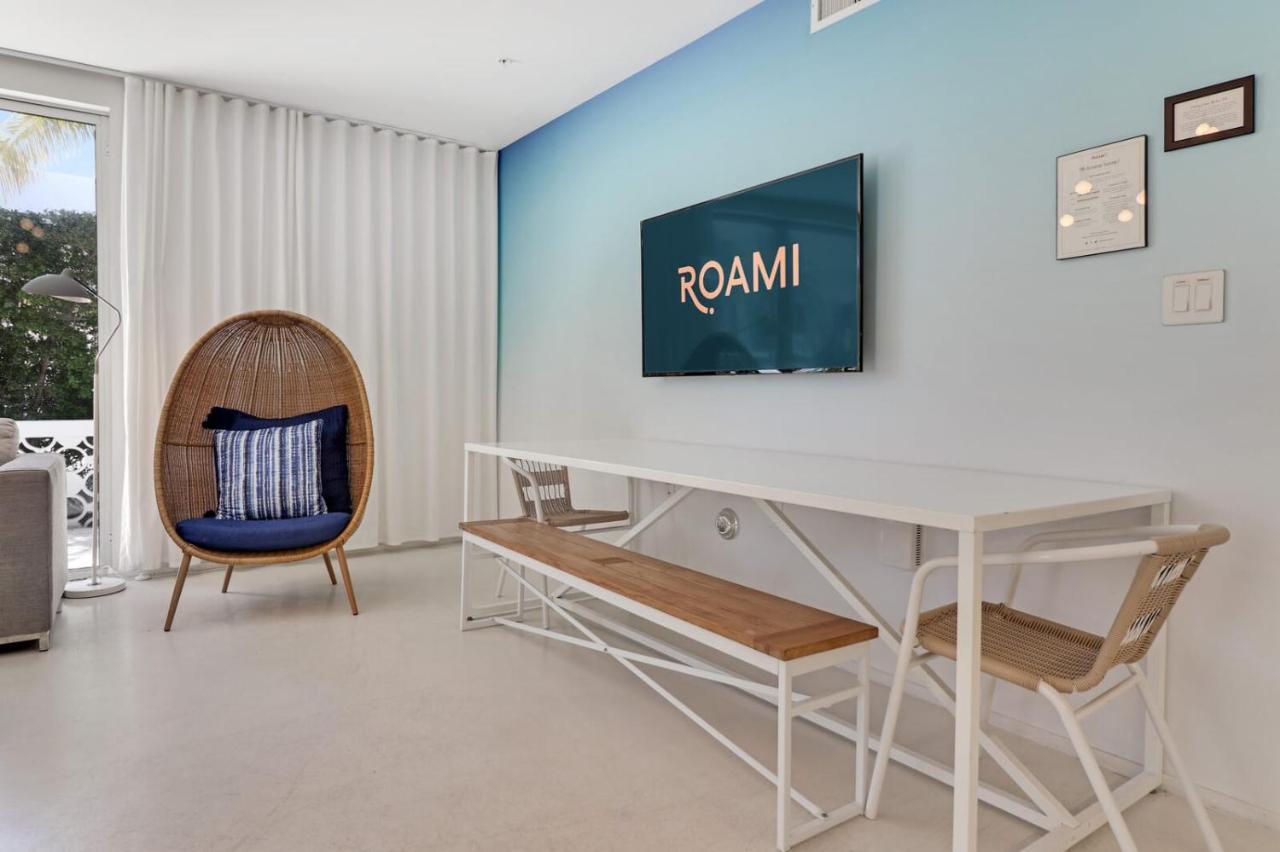Appartement Roami At 250 Collins *